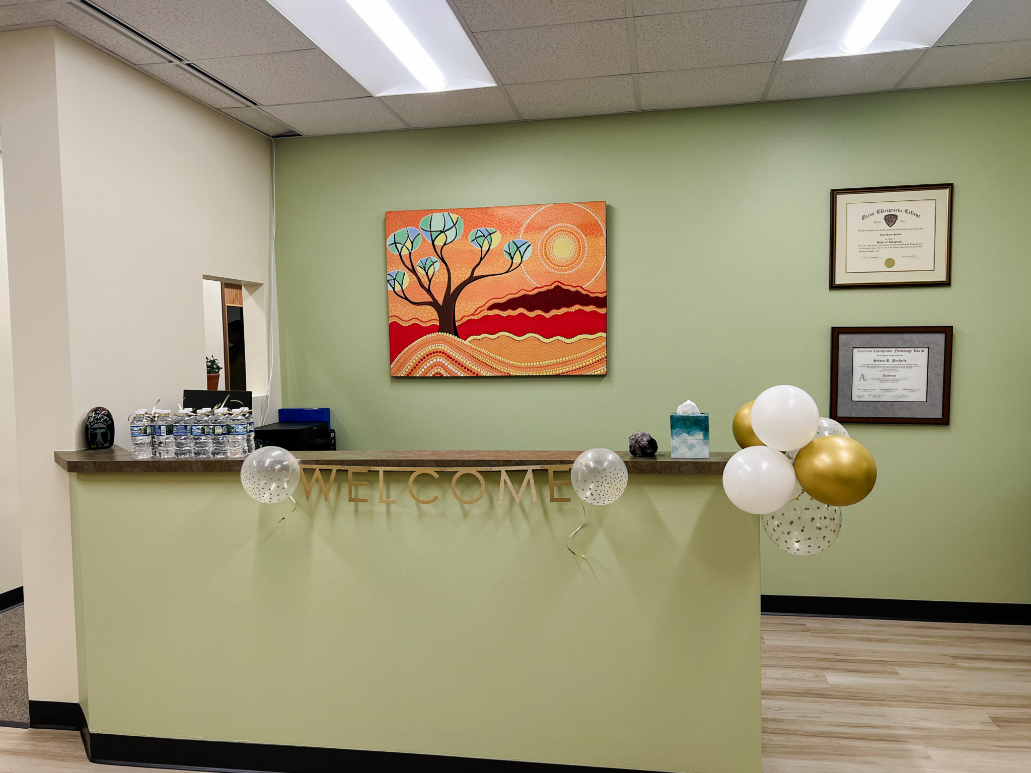 Image of the front desk at Puckette Integrative Health